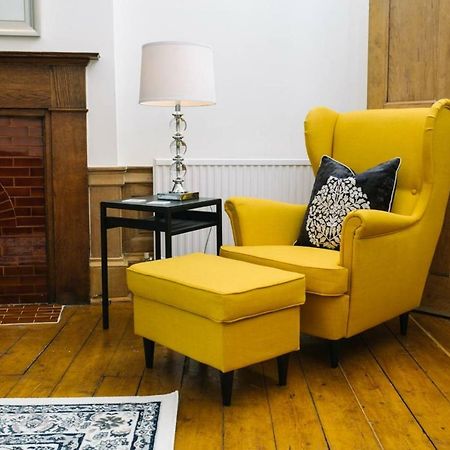 Joivy Great Location! Heart Of City Centre 3Bed Apartment 에든버러 외부 사진