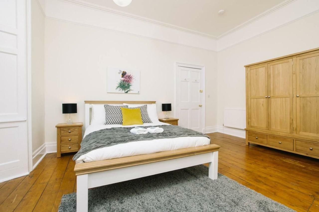 Joivy Great Location! Heart Of City Centre 3Bed Apartment 에든버러 외부 사진