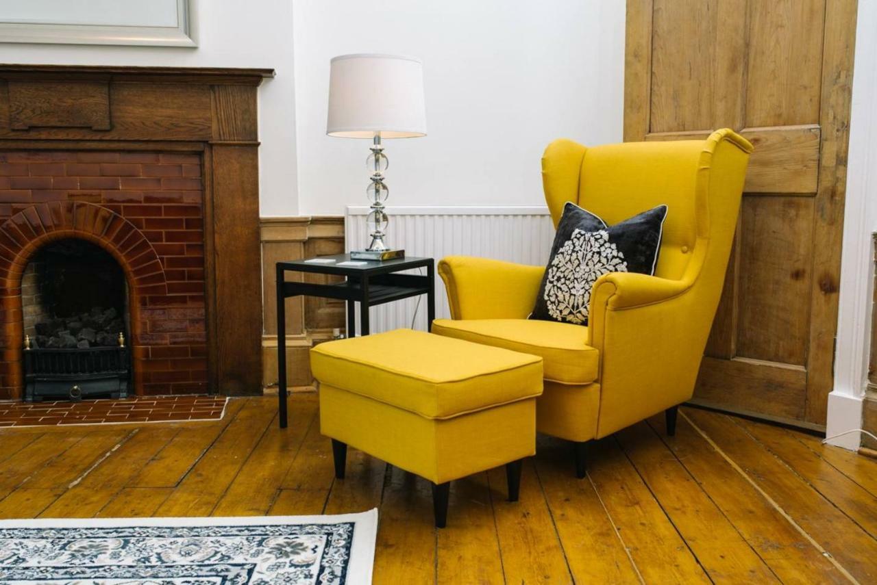 Joivy Great Location! Heart Of City Centre 3Bed Apartment 에든버러 외부 사진